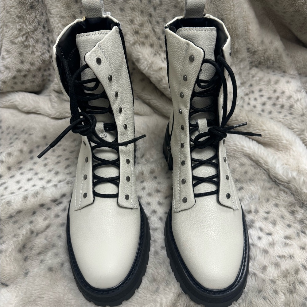 Dolce Vita - Ranier Combat Boot Women's Size 8.5